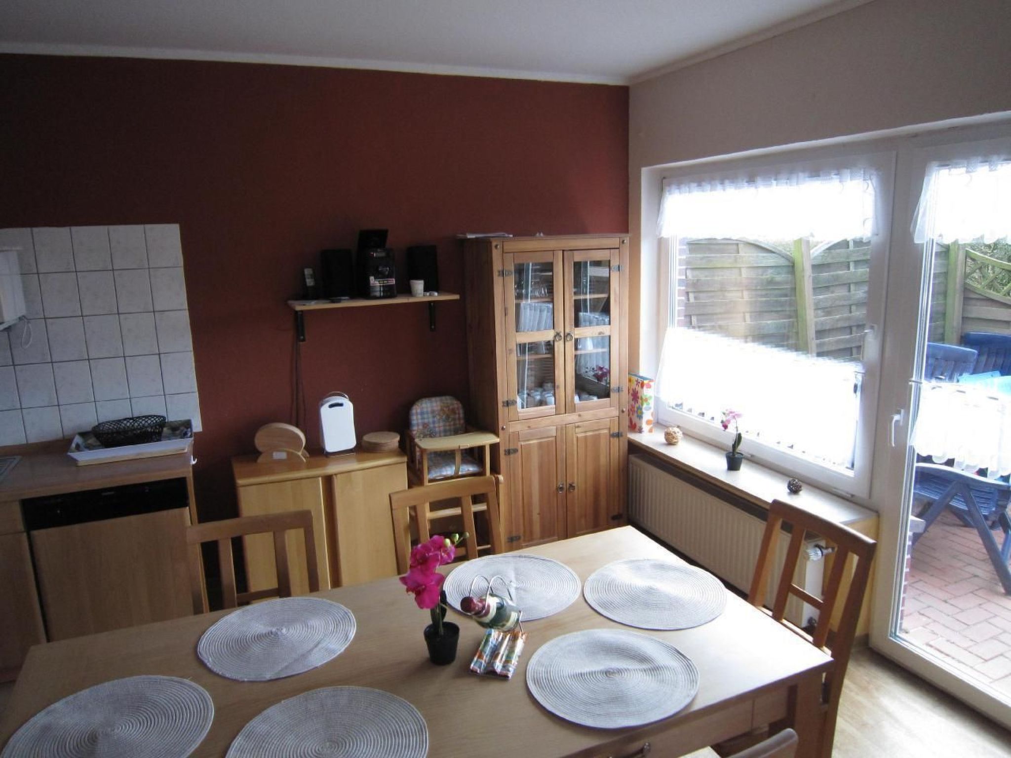 In Nesse mit Garten, Terrasse und Grill-Binnen