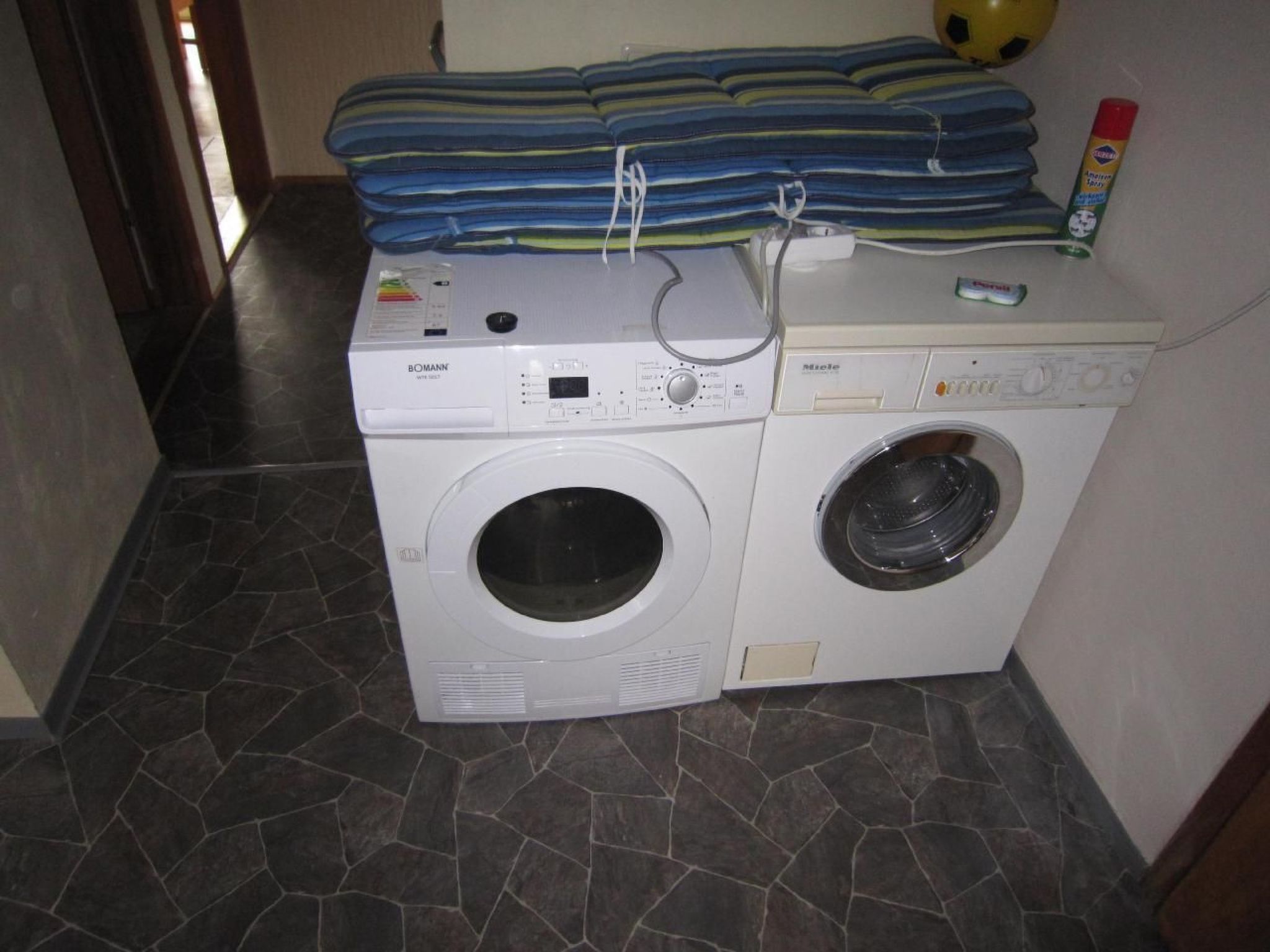 In Nesse mit Garten, Terrasse und Grill-Binnen