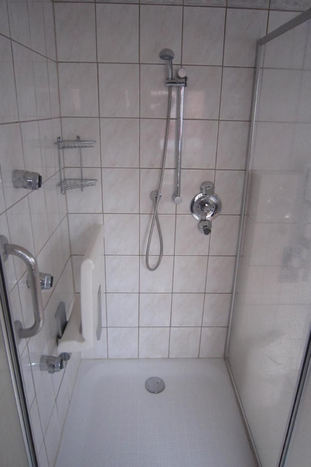 In Nesse mit Garten, Terrasse und Grill-Binnen