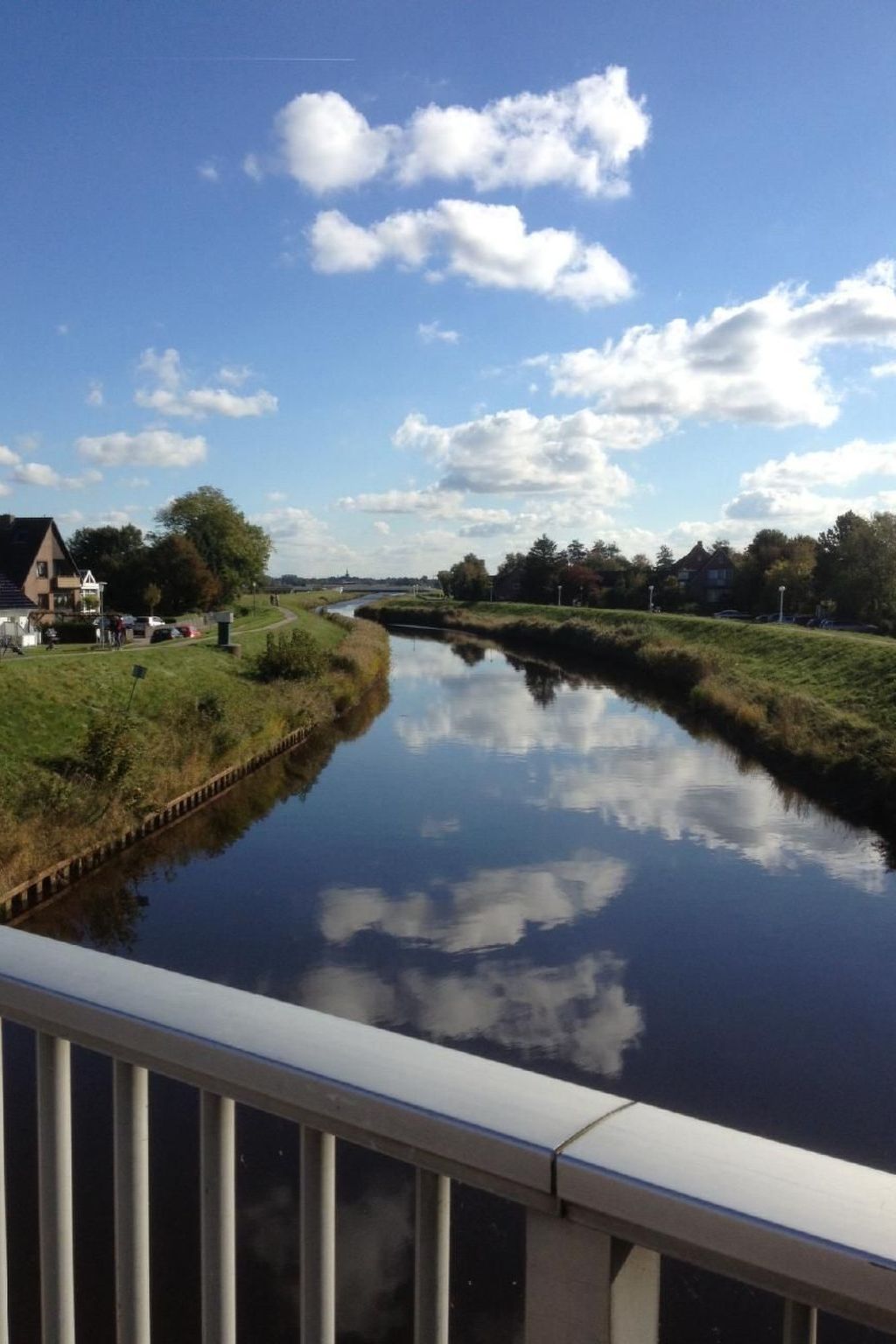 In Nesse mit Garten, Terrasse und Grill-Binnen