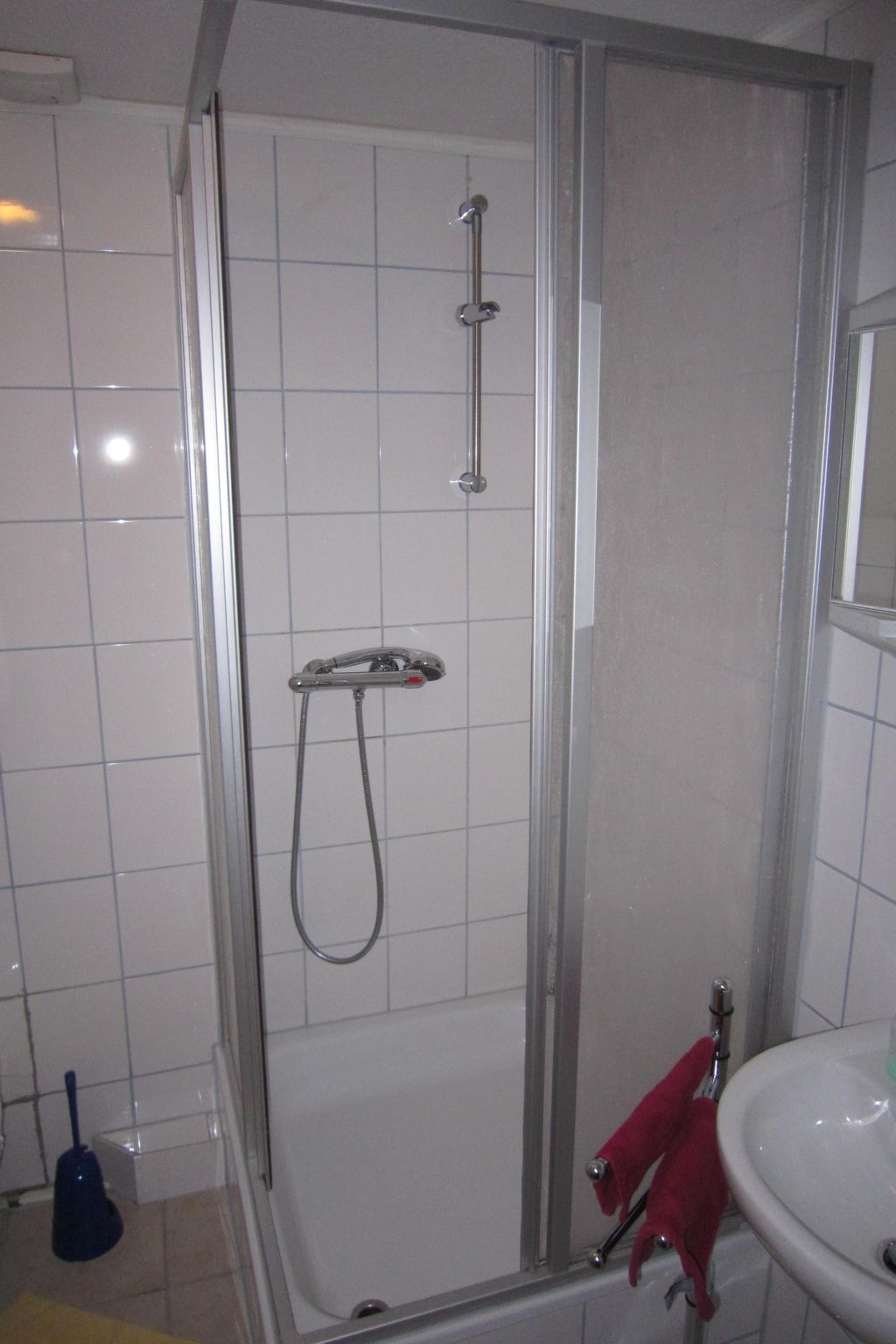 Mit Garten und Terrasse-Binnen