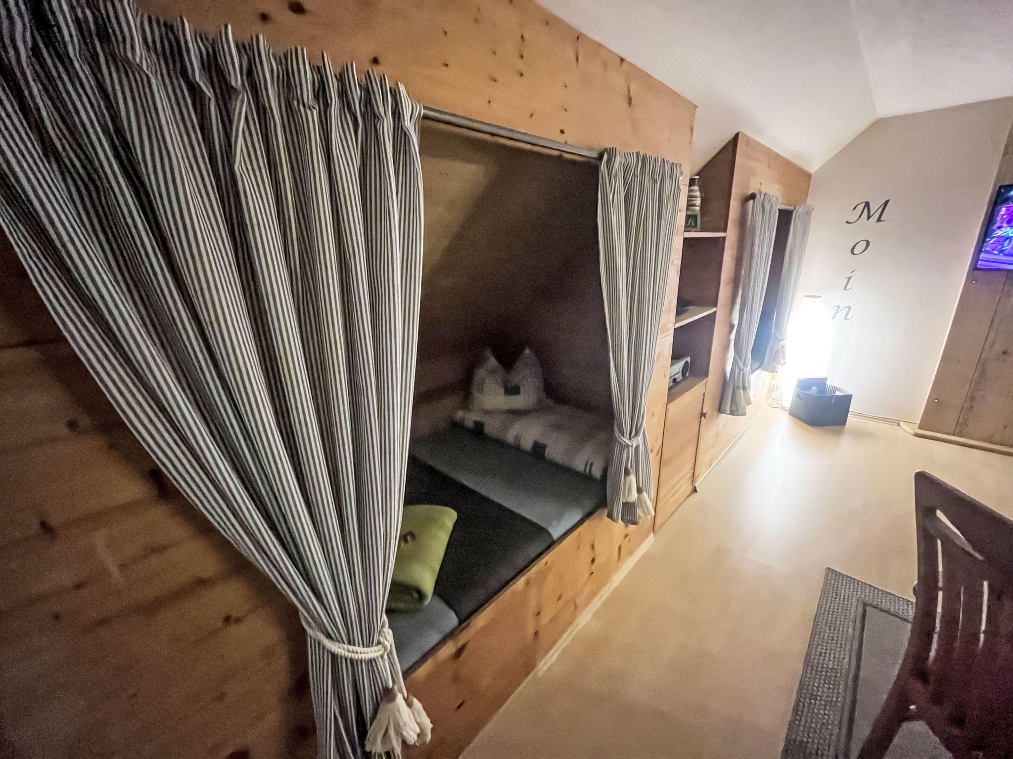 Nette Wohnung in Wirdum mit Kleiner Terrasse - Binnen