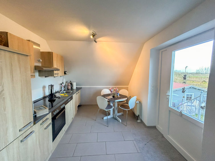 Op 1 km van het centrum: Rustig appartement Dori in Westerholt in Westerholt