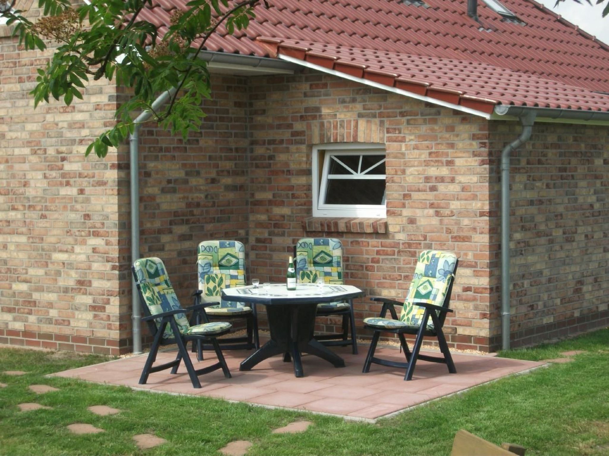 Landromantik mit traumhaftem Seeblick-Inside