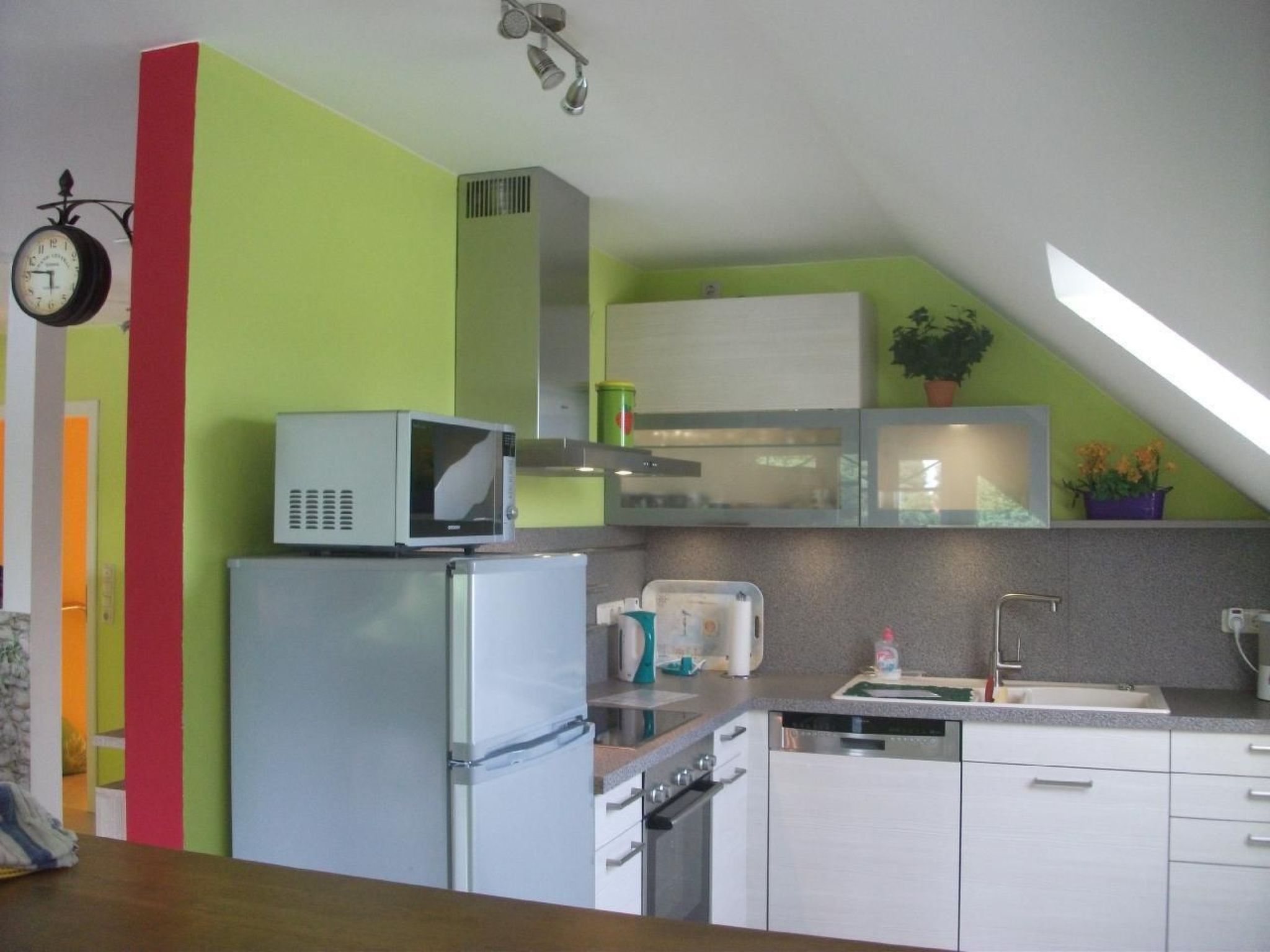 Landromantik mit traumhaftem Seeblick-Inside