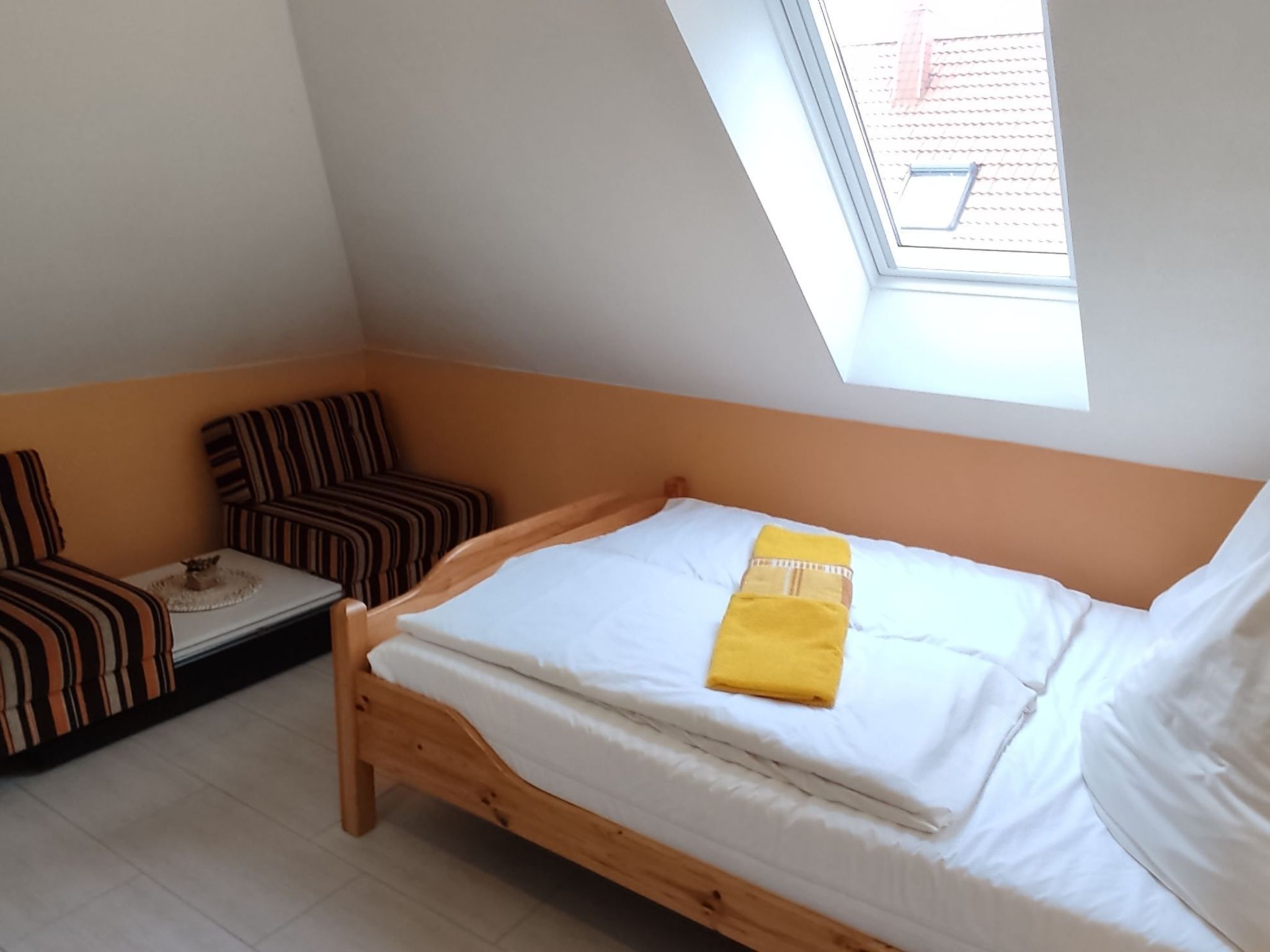 Landromantik mit traumhaftem Seeblick-Inside