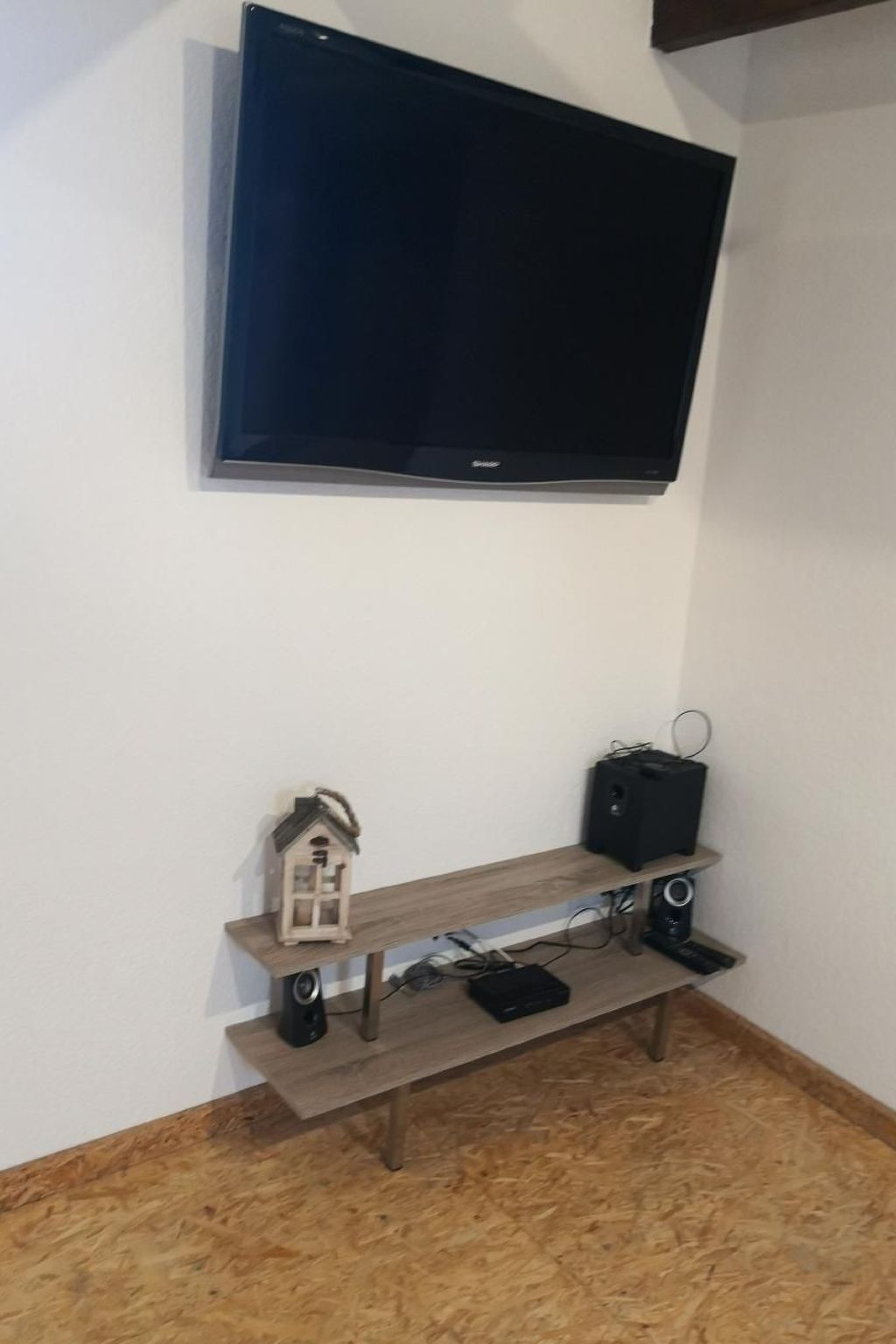 Haus am Wasser in Emden-Binnen