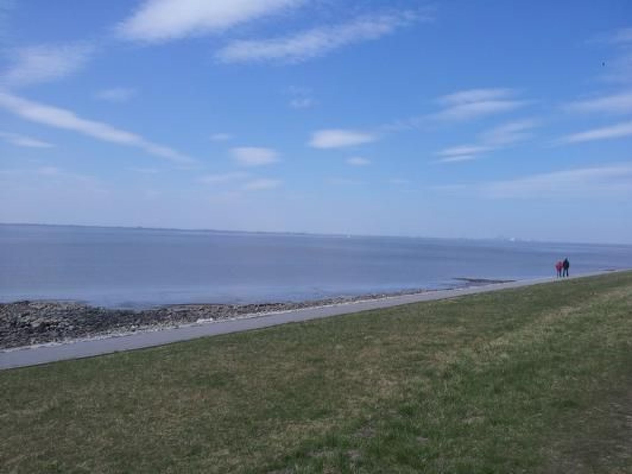 Haus am Wasser in Emden