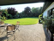 Ruime bungalow met sprookjesachtige tuin in Rodewald, vlakbij de Lüneburger Heide - thumbnail 2