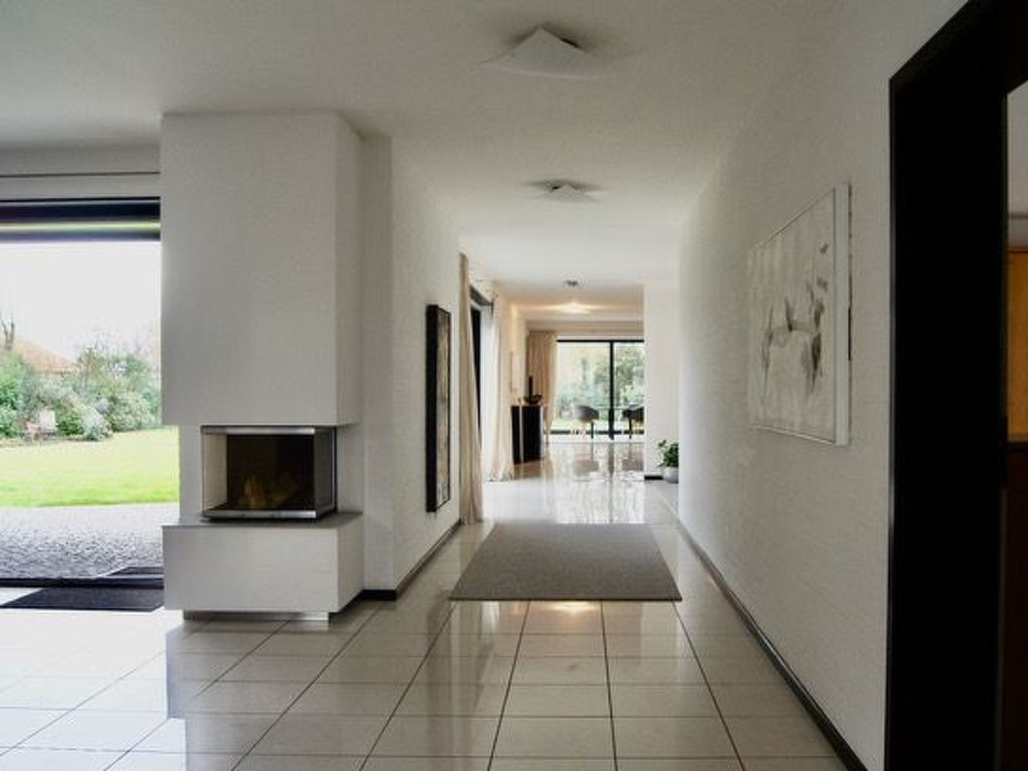 Großzügiges Haus mit traumhafter Gartenanlage-Binnen