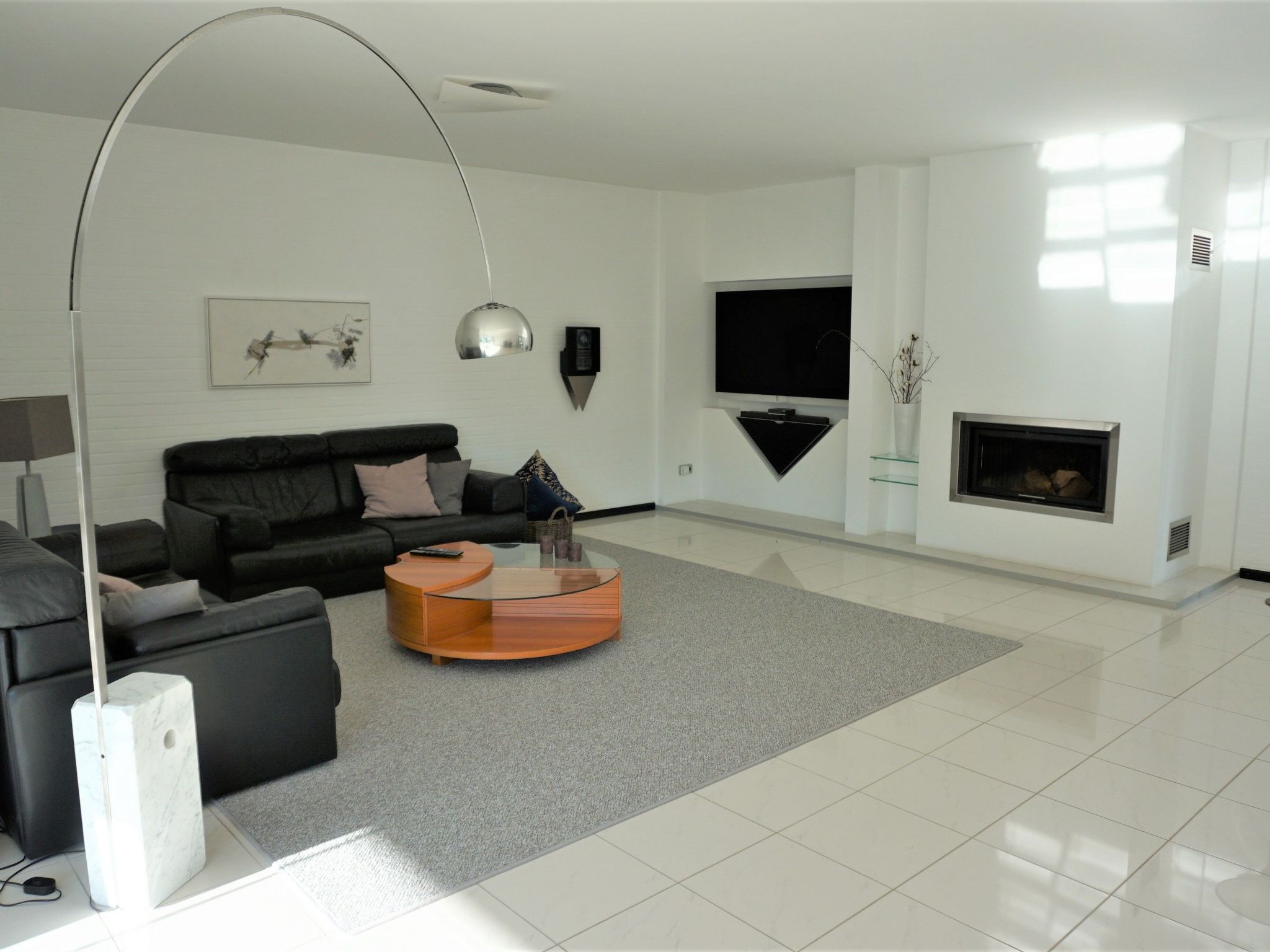 Großzügiges Haus mit traumhafter Gartenanlage-Binnen