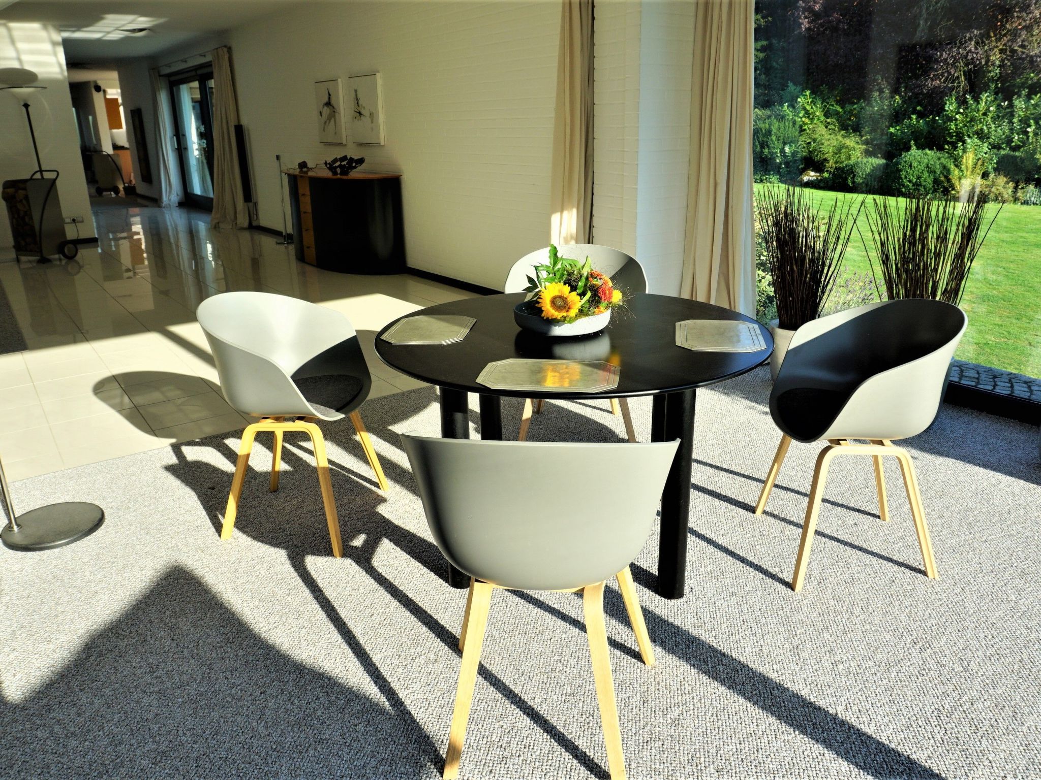 Großzügiges Haus mit traumhafter Gartenanlage-Binnen