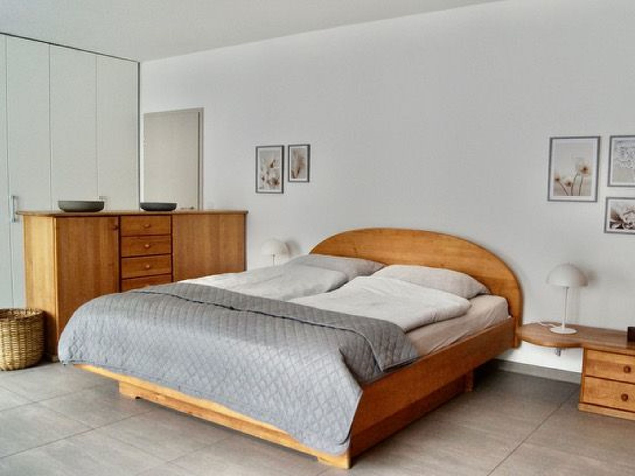 Großzügiges Haus mit traumhafter Gartenanlage-Binnen