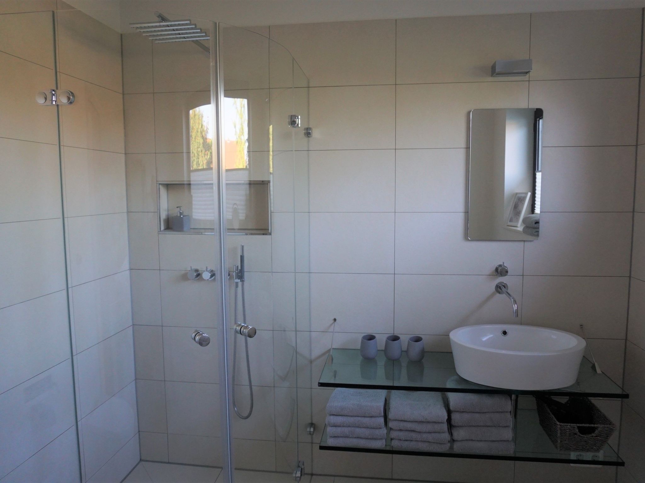 Großzügiges Haus mit traumhafter Gartenanlage-Binnen