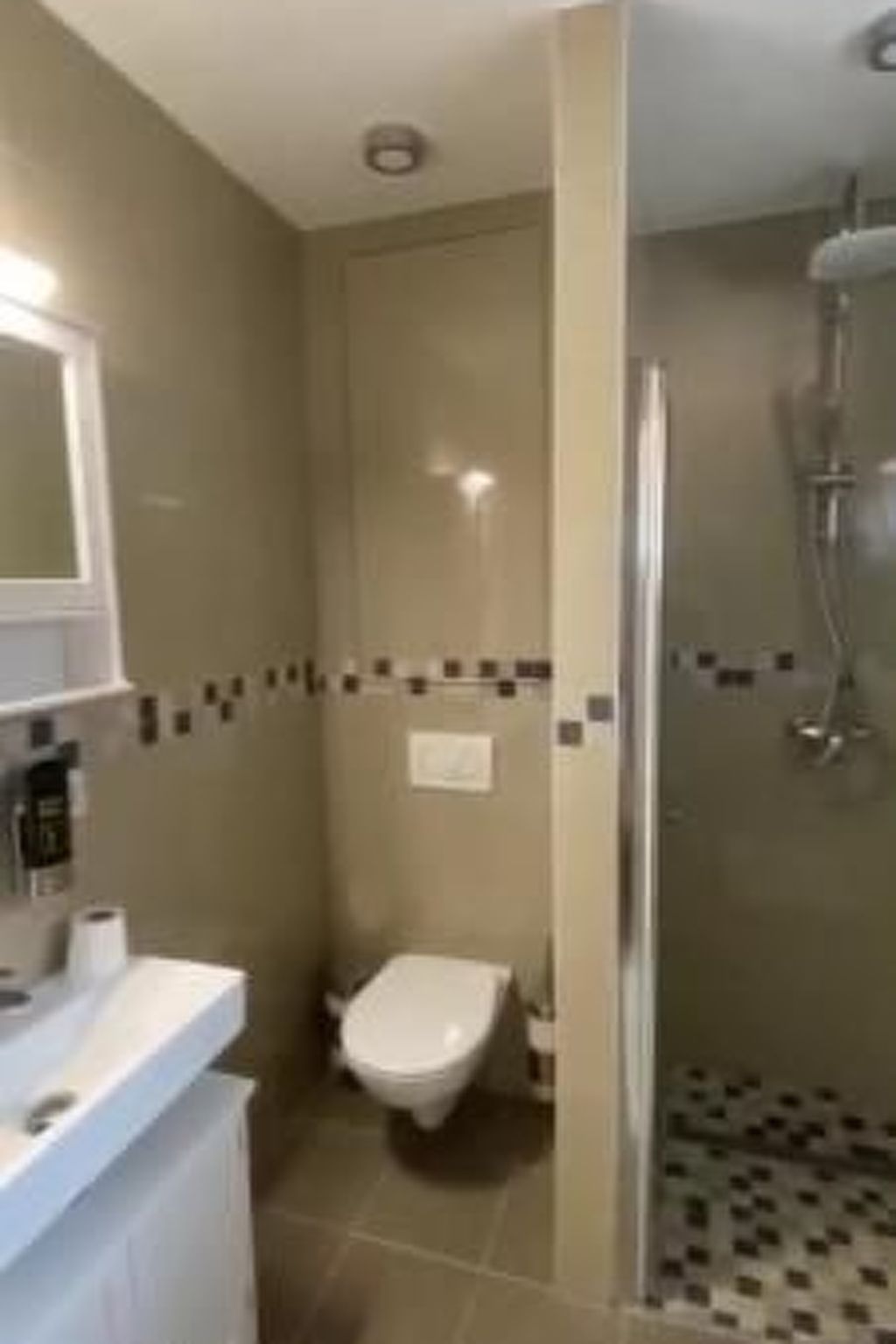 Idylle pur: Ferienhaus am See mit eigenem Garten-Image-tags.info