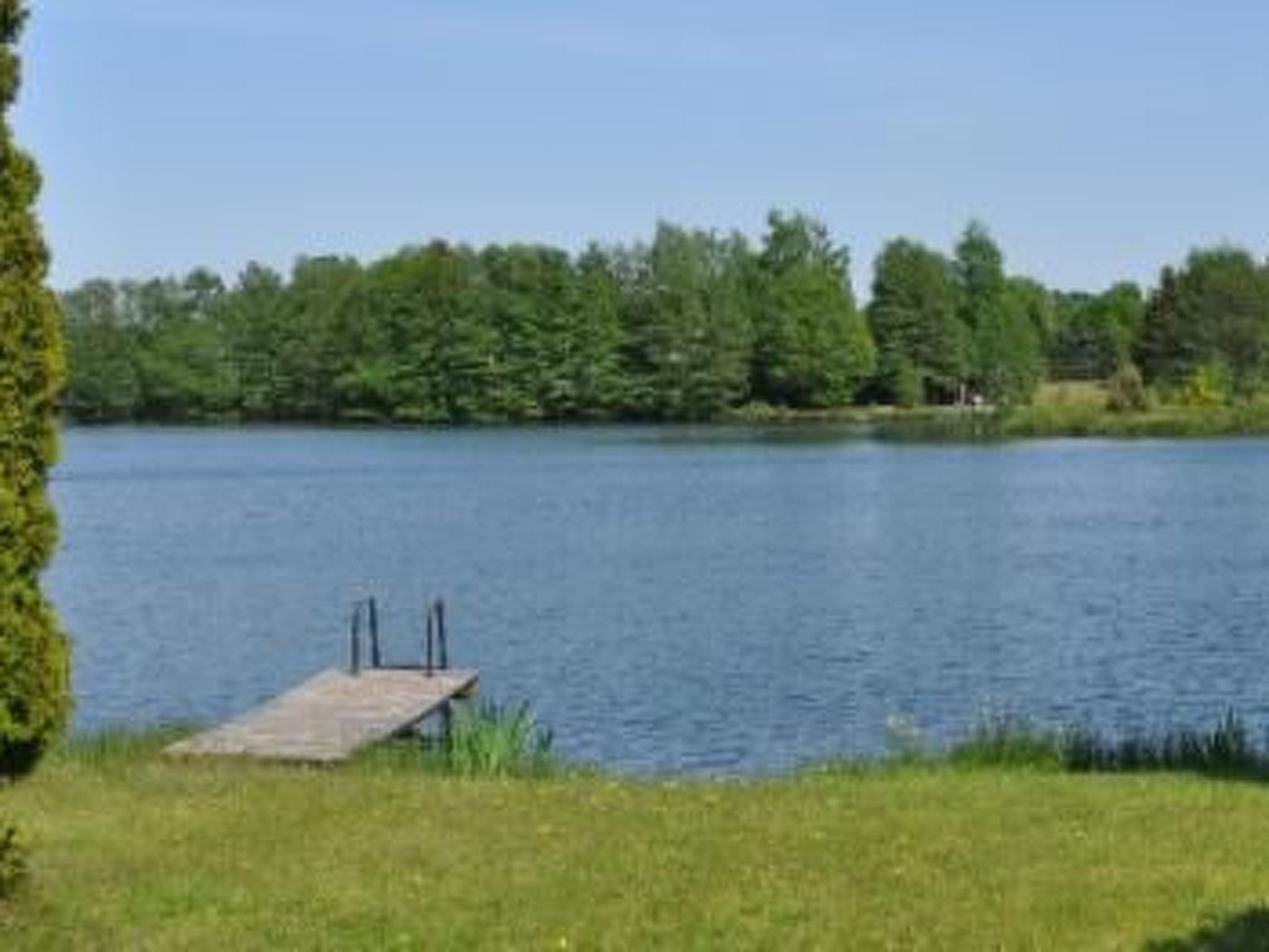 Idylle pur: Ferienhaus am See mit eigenem Garten-Image-tags.info