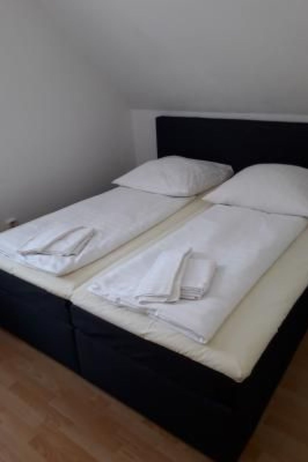 Idylle pur: Ferienhaus am See mit eigenem Garten-Image-tags.info