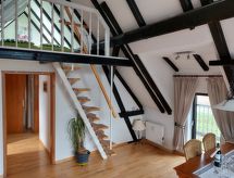 in Volksdorf mit Großer Terrasse