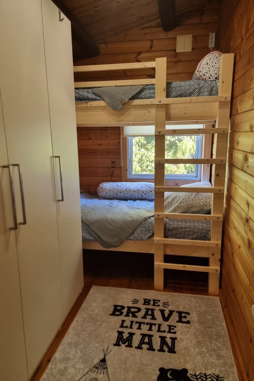 Dachsbau-Image-tags.info