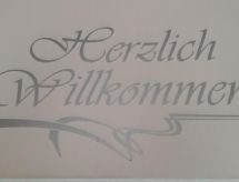 mit Garten, Grill und Terrasse