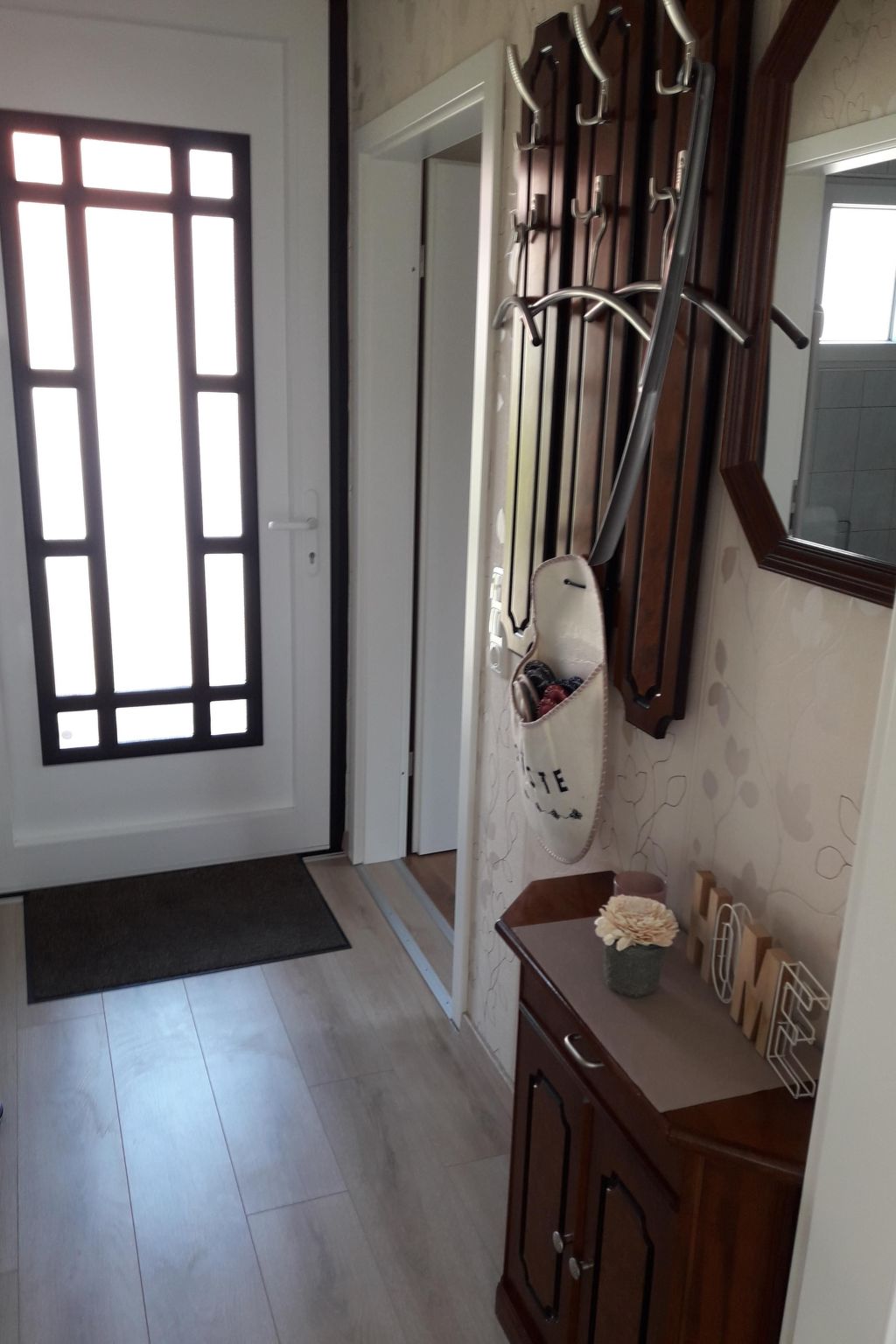 Mit Garten, Grill und Terrasse