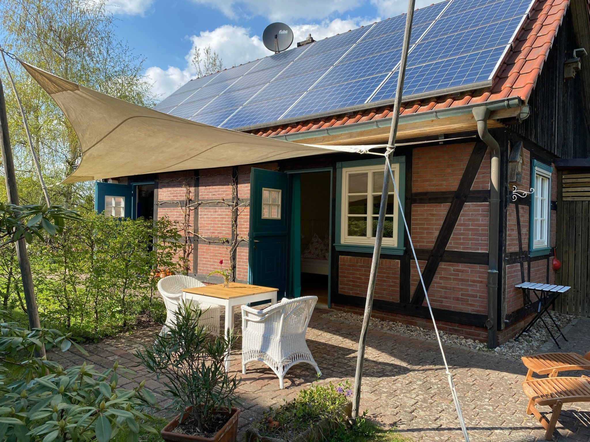 Großzügiges Studio in einem kleinen Fachwerkhaus-Image-tags.info