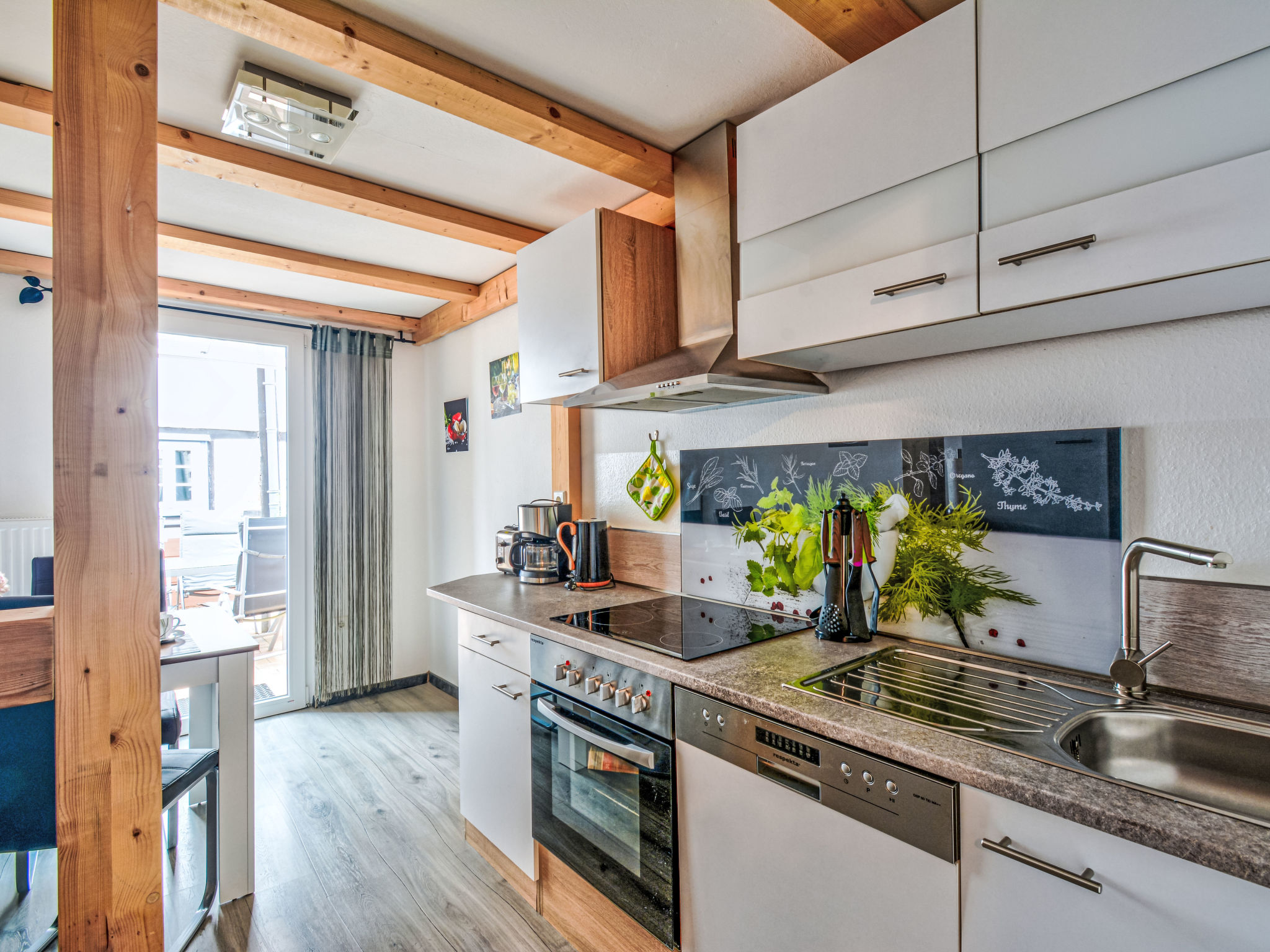 Kitchen / Dining Room