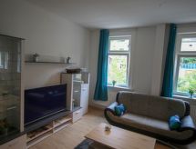 Ruim 4-persoons appartement met tuin en bergzicht in Lerbach - thumbnail 6