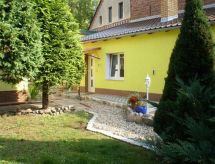 Gemütliche Wohnung mit Terrasse
