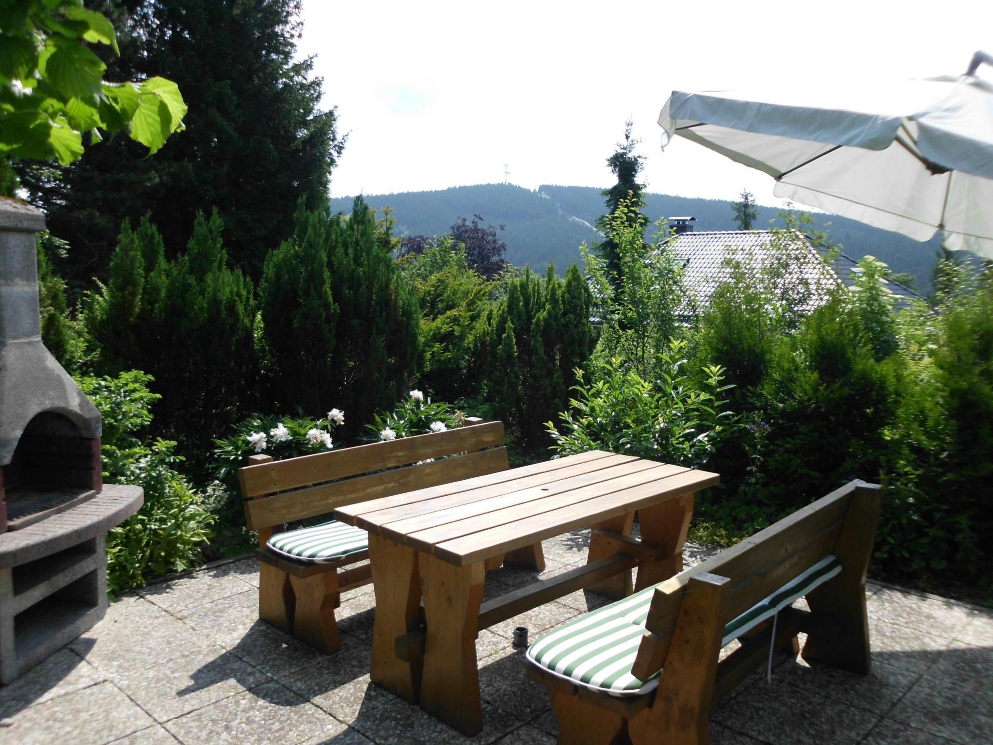 Großzügige Wohnung mit Bergblick im Haus Hopfe