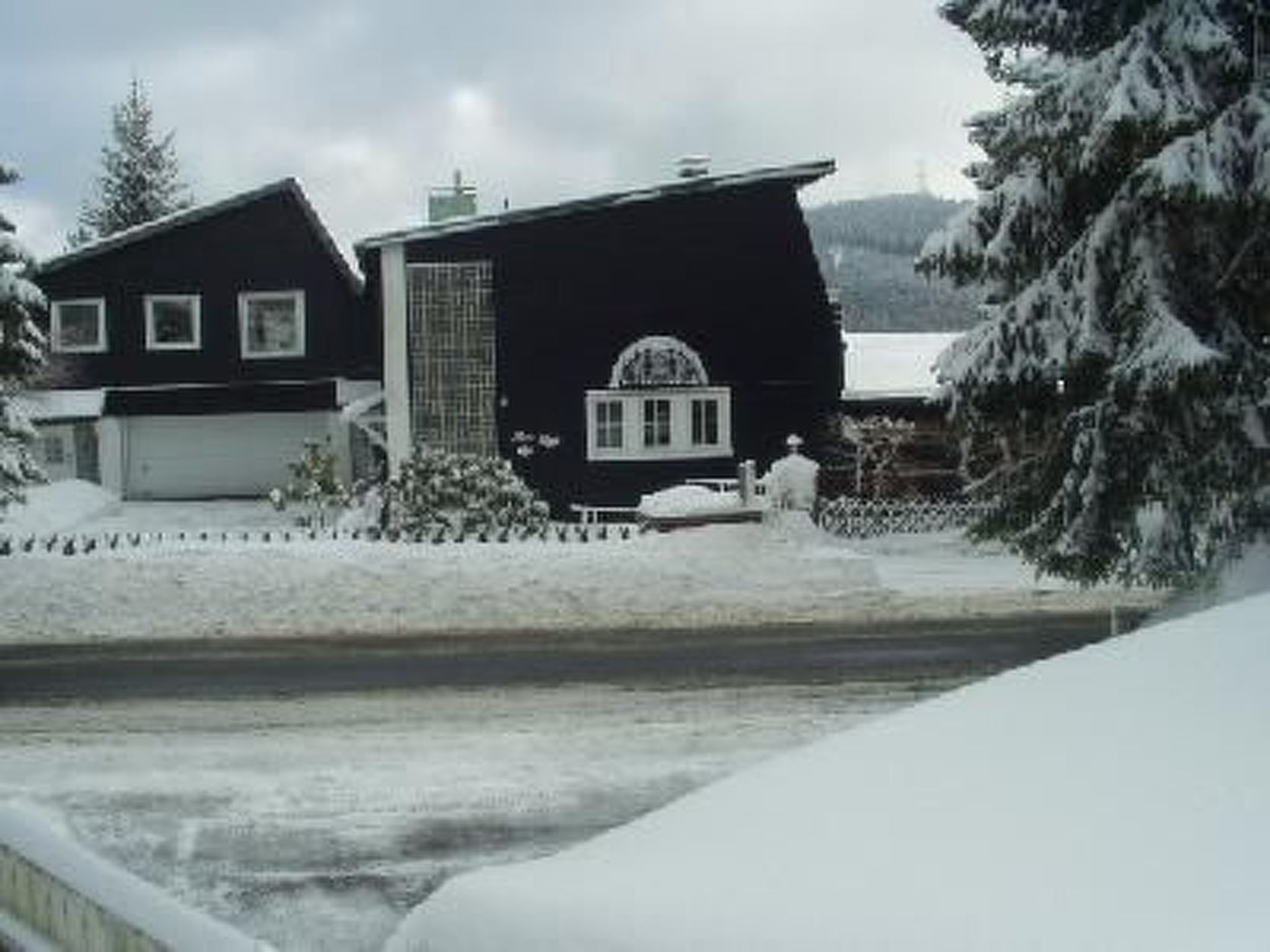 Großzügige Wohnung mit Bergblick im Haus Hopfe-Drinnen