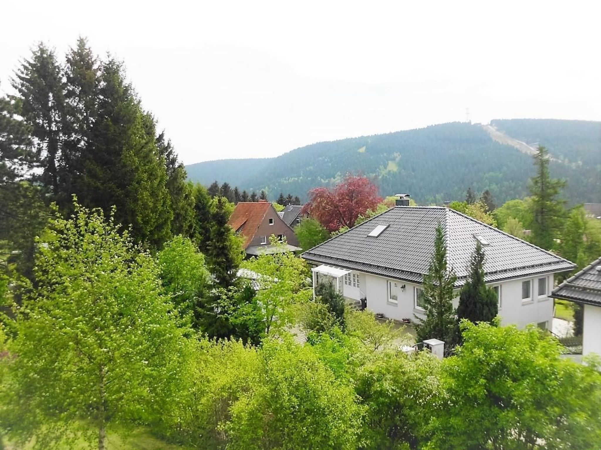 Großzügige Wohnung mit Bergblick im Haus Hopfe-Drinnen