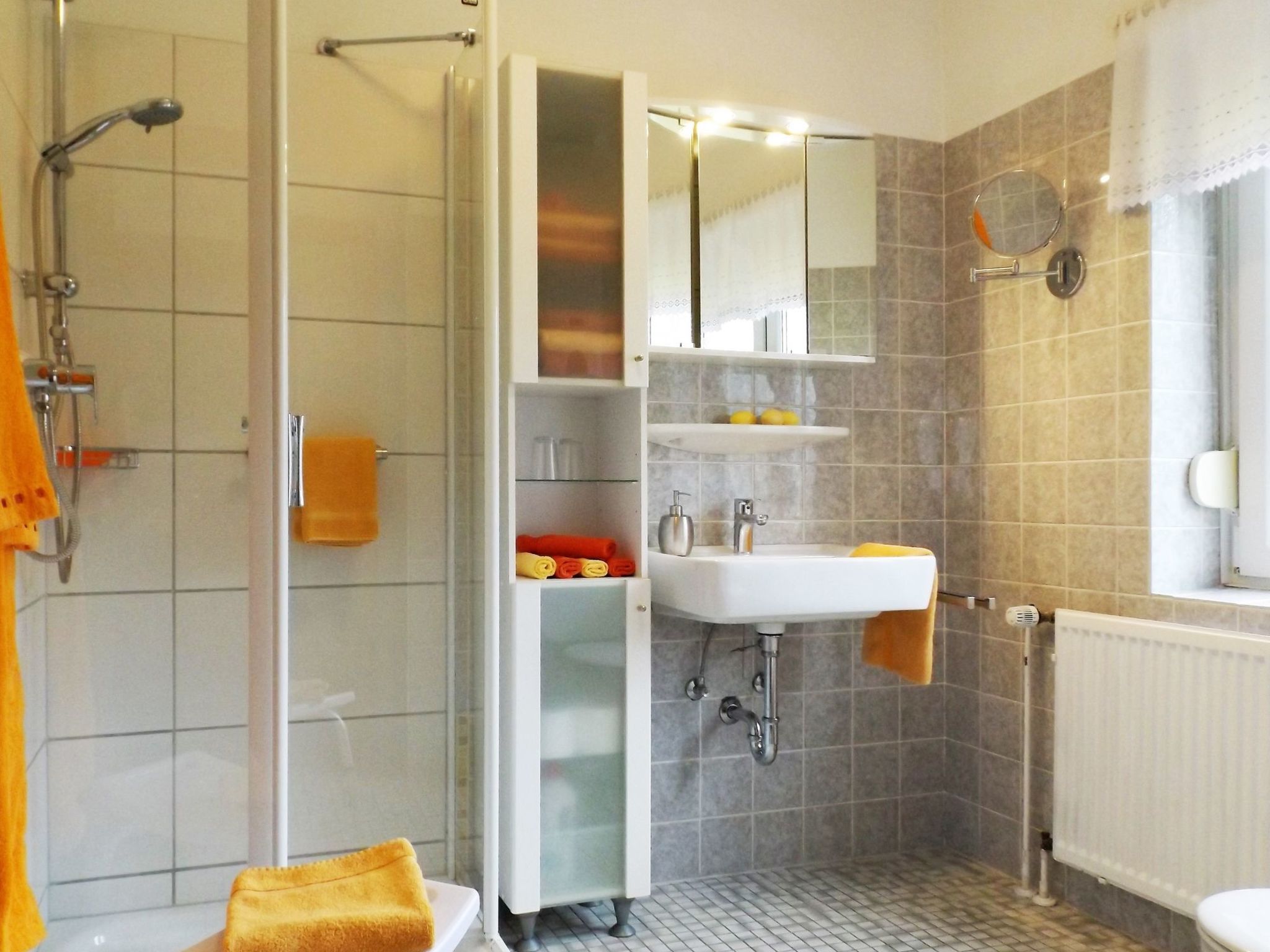 Großzügige Wohnung mit Bergblick im Haus Hopfe-Drinnen