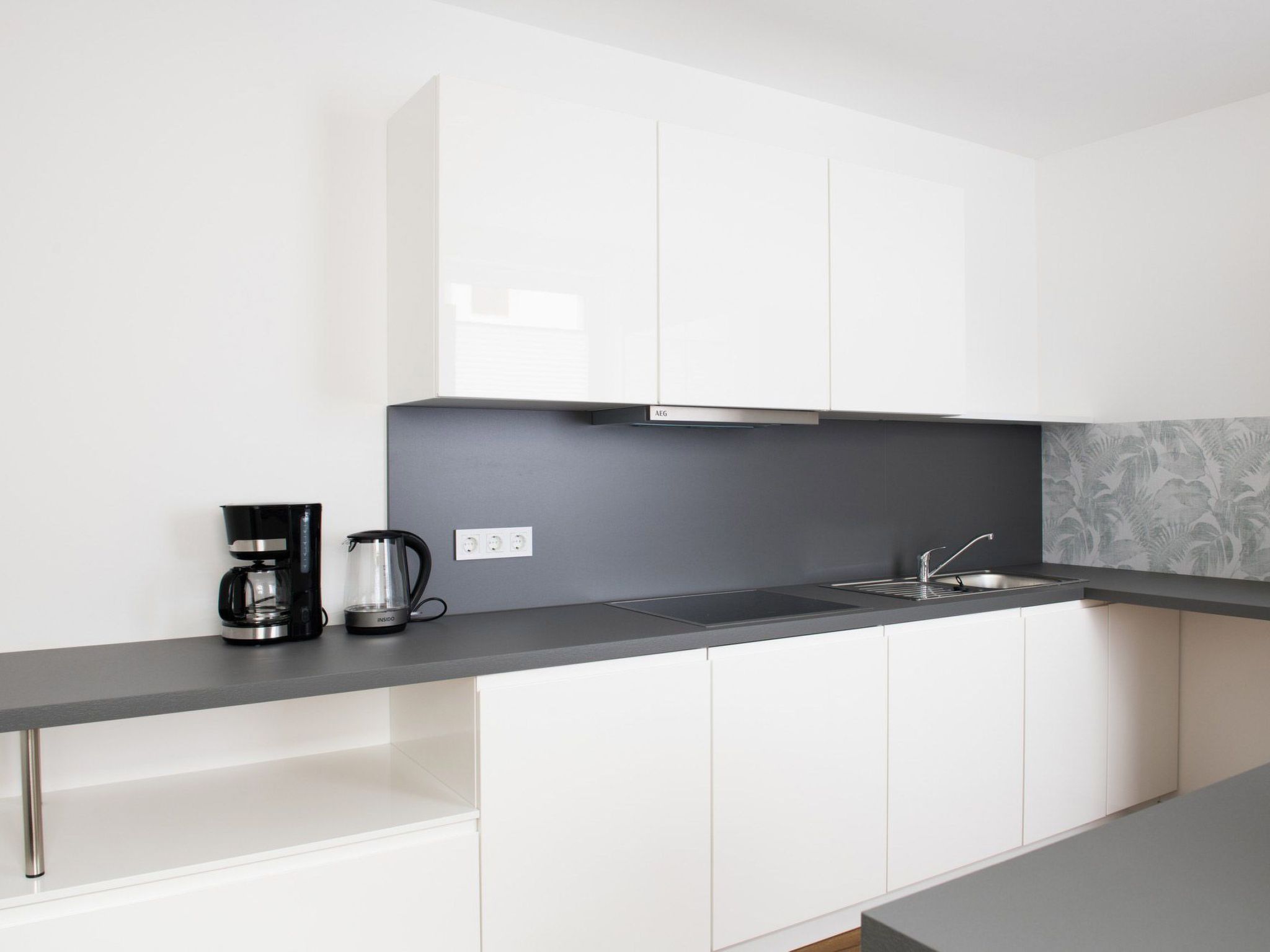 Kinas Suite EG-Drinnen