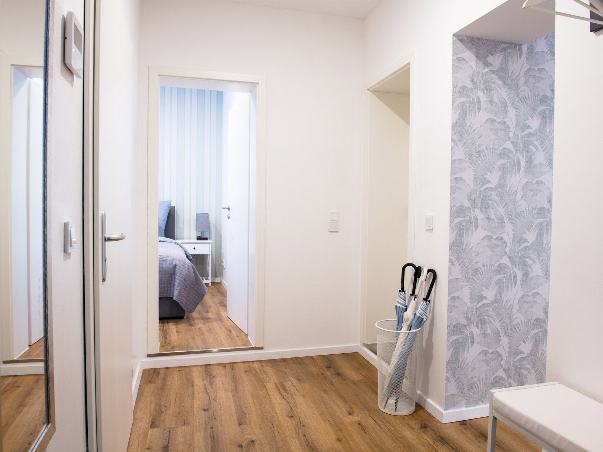 Kinas Suite EG-Drinnen