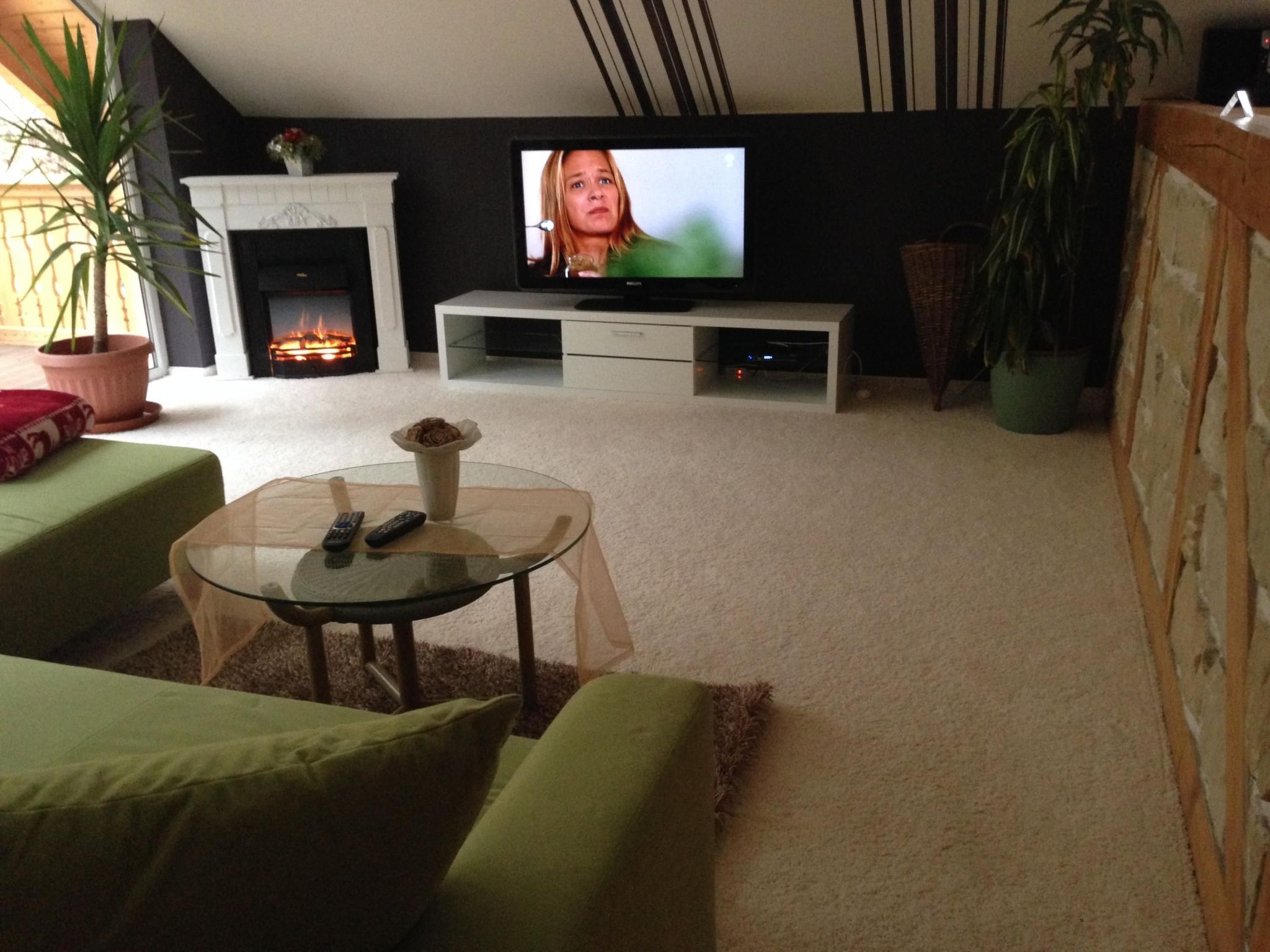 Großzügige Ferienwohnung mit Balkon-Drinnen