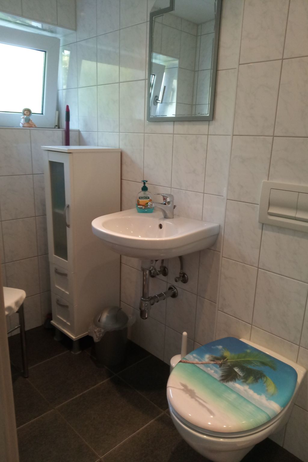 Appartement mit Garten, Grill und Terrasse-Drinnen