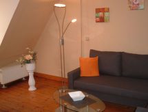 Ruime vakantiewoning met tuin in historisch Wernigerode, 500m van centrum - thumbnail 1