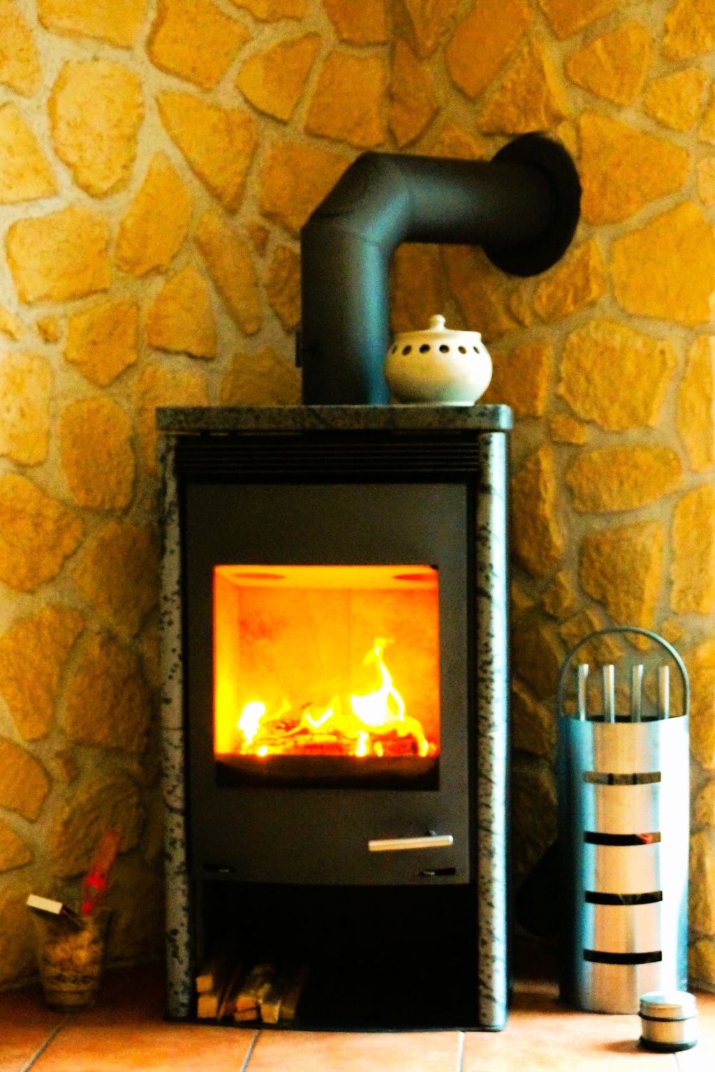 Gemütliches Appartement in Ottenhai mit Grill-Drinnen