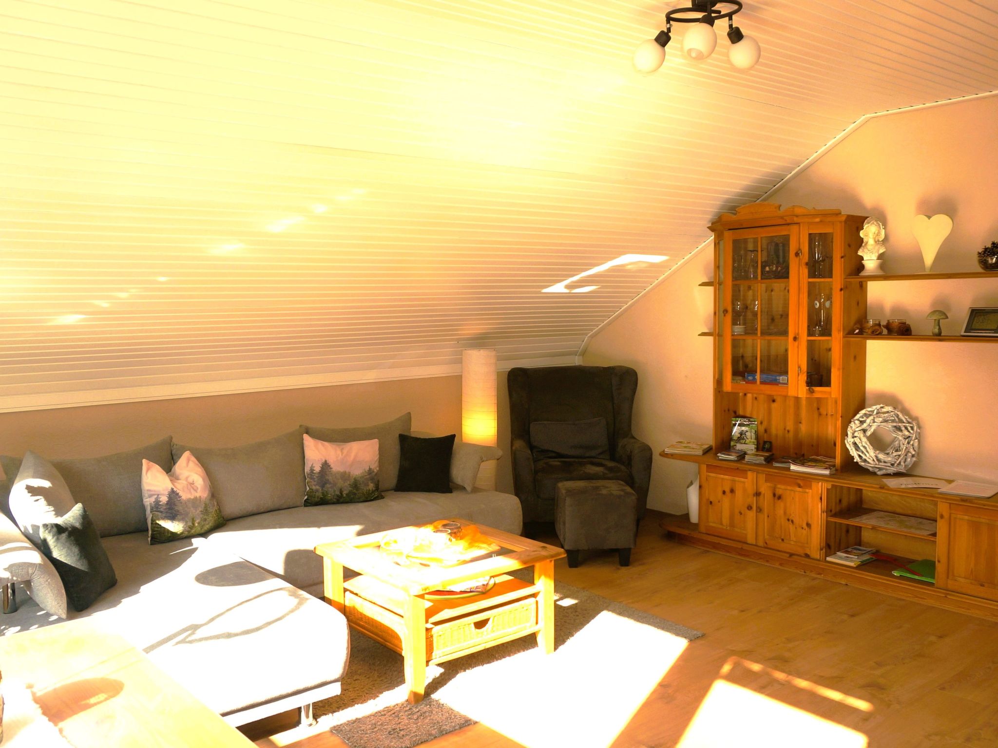 Gemütliches Appartement in Ottenhai mit Grill-Drinnen