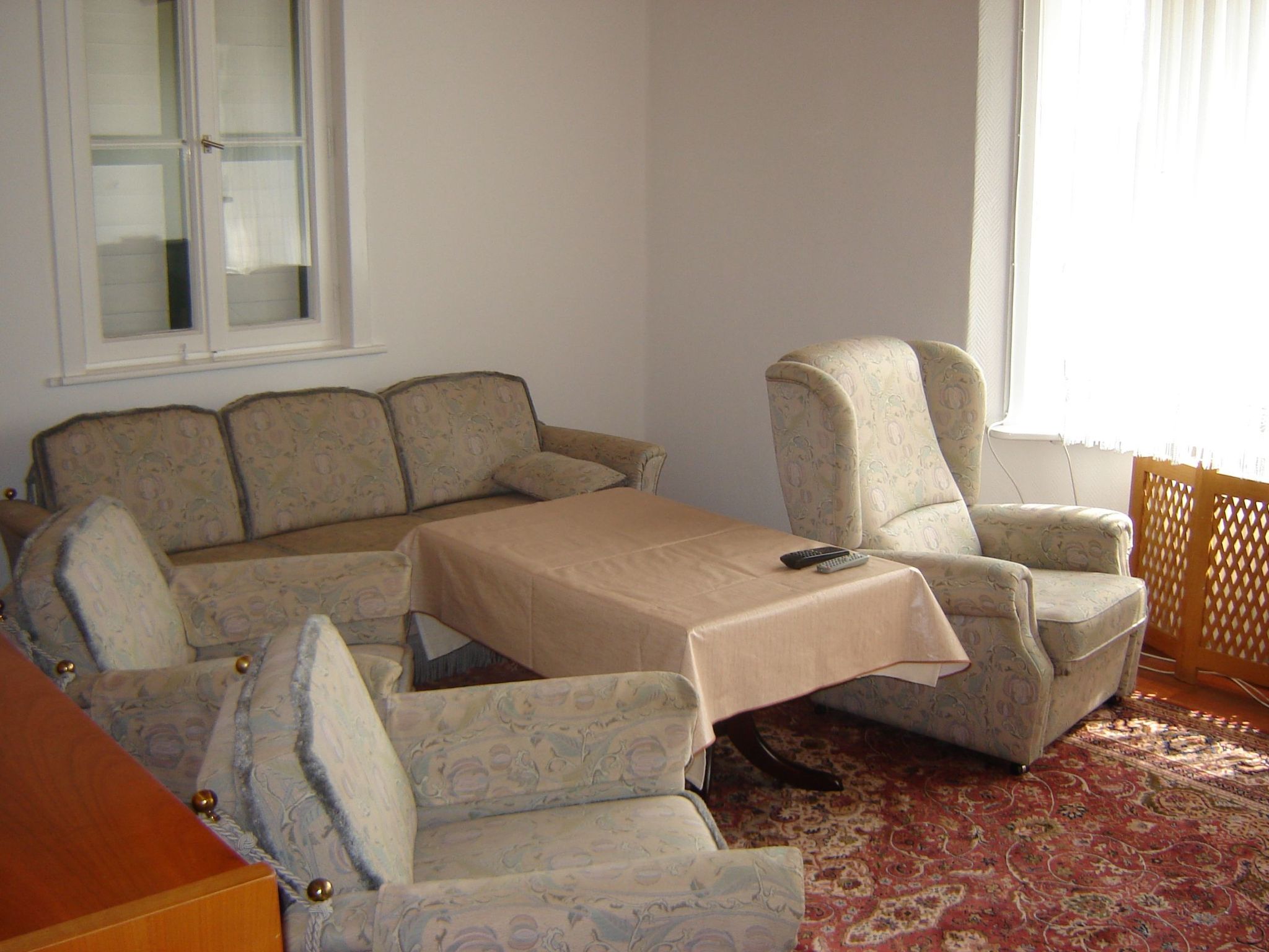 Freistehendes Ferienhaus in ruhiger Lage-Drinnen