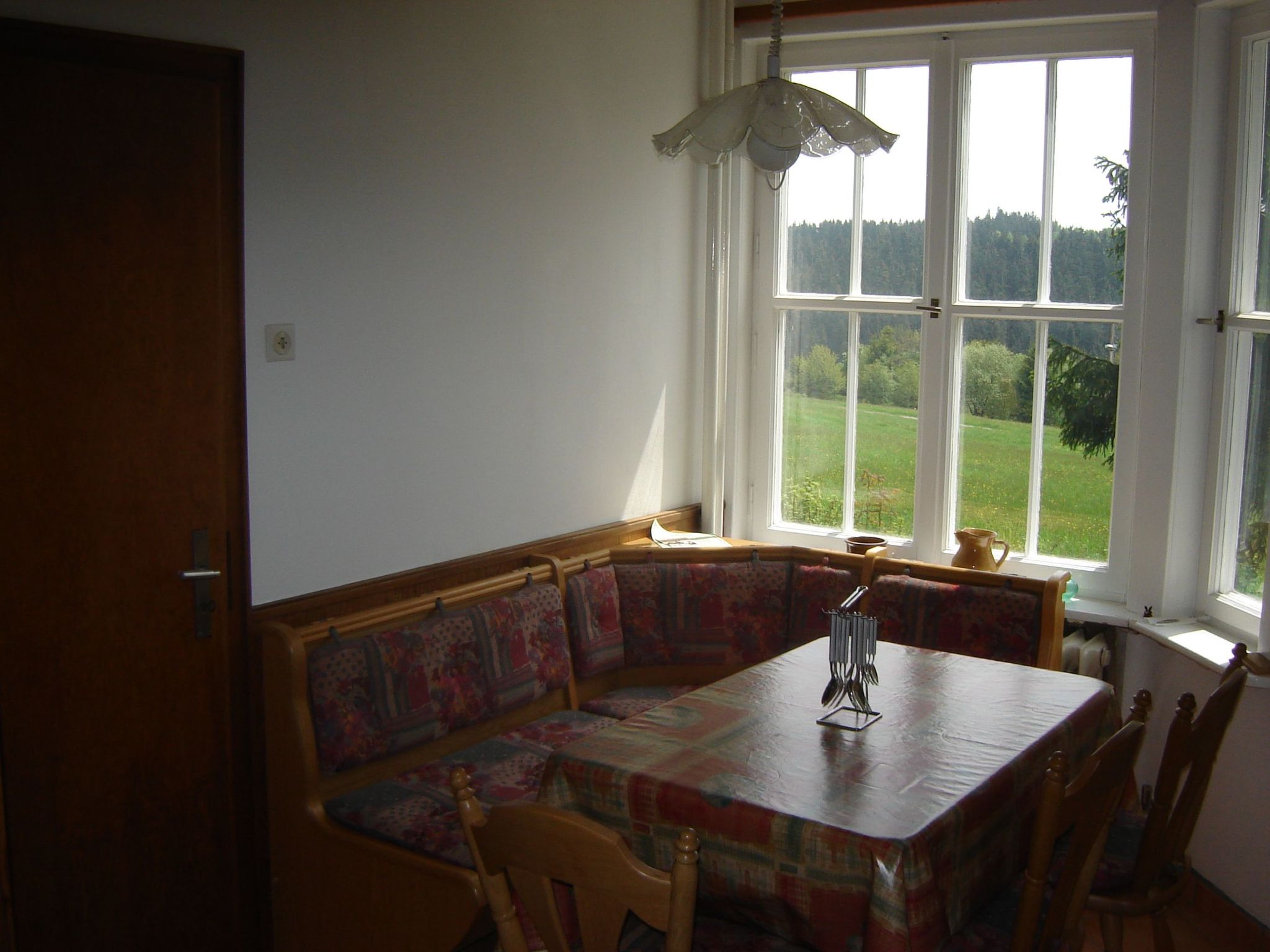 Freistehendes Ferienhaus in ruhiger Lage-Drinnen