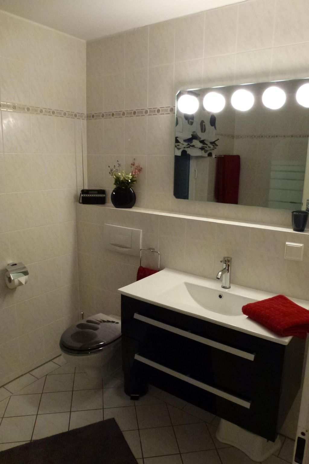 Mit Blick auf die Berge-Drinnen