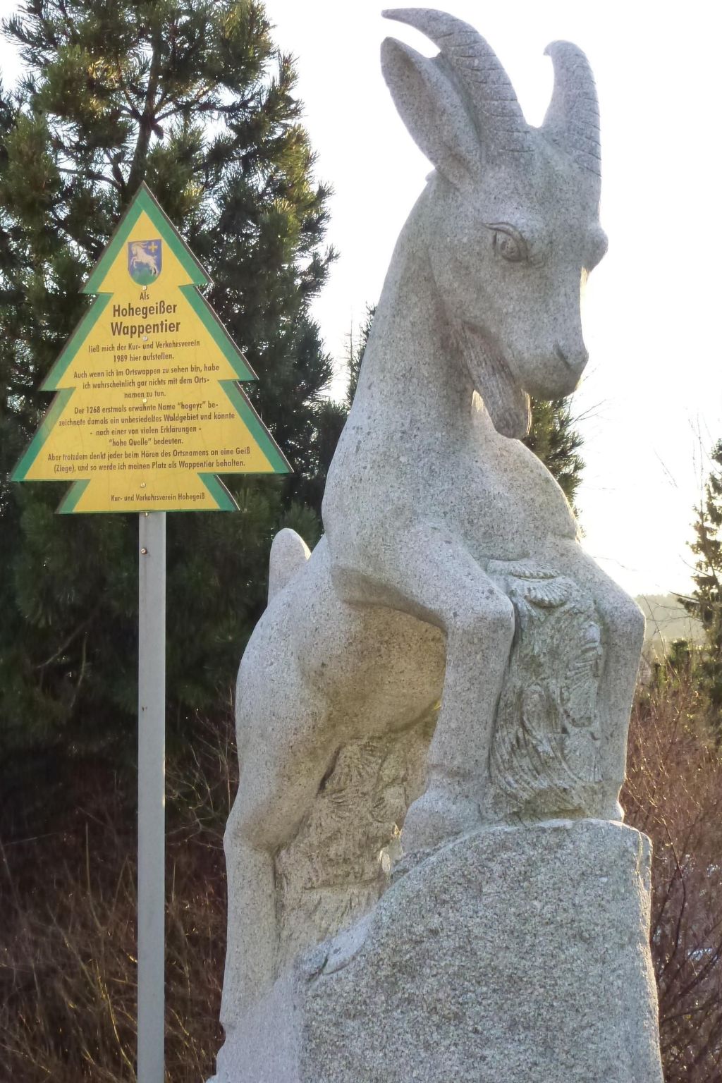 Mit Blick auf die Berge-Drinnen