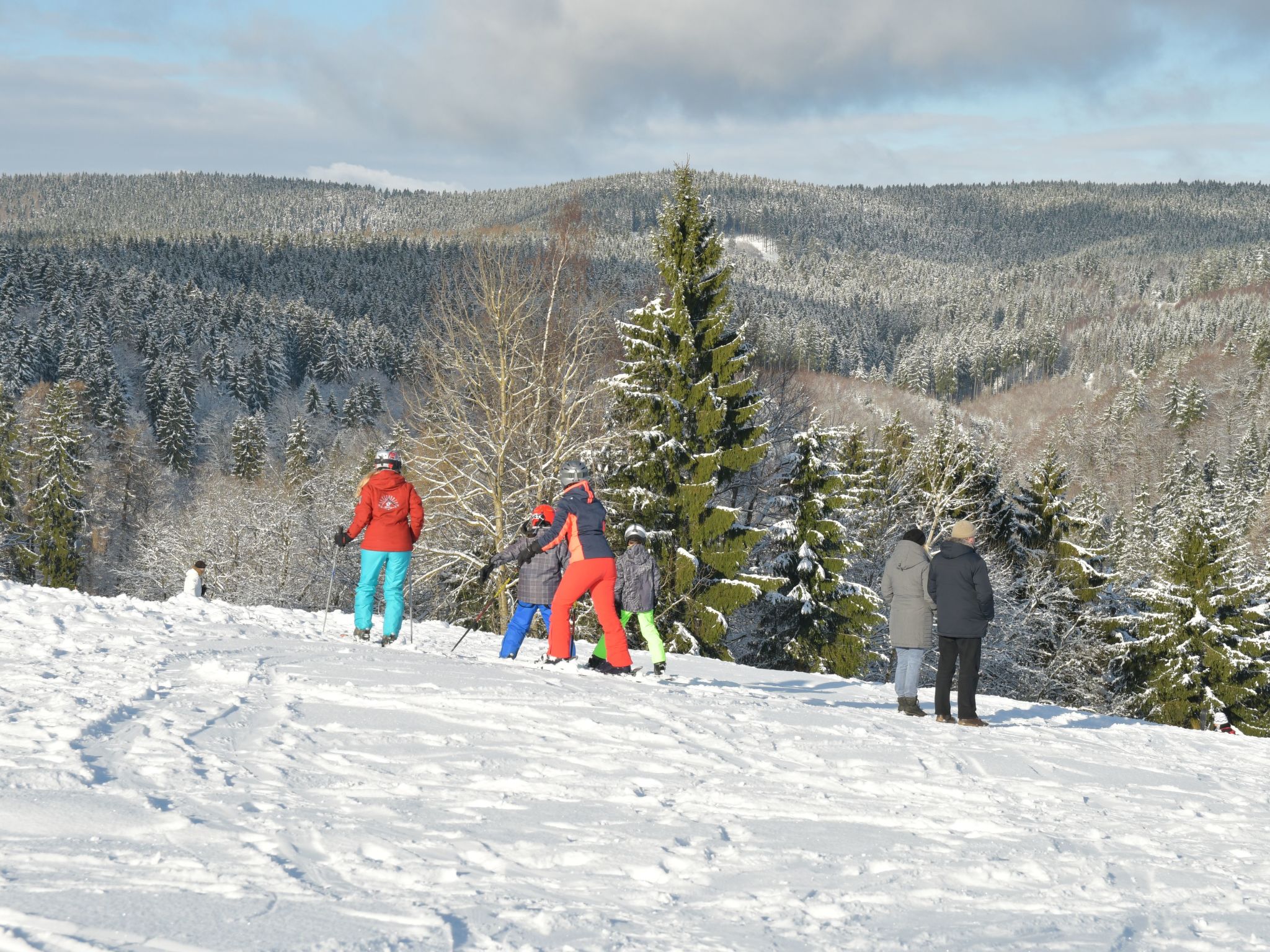 Mit Garten und Spielplatznutzung