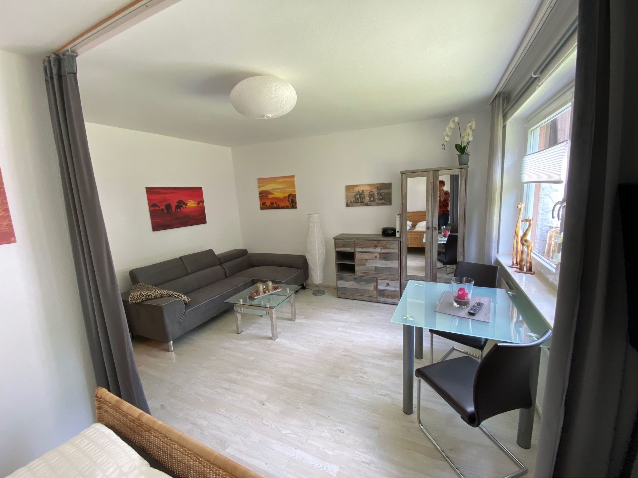 Für zwei Personen, WLAN vorhanden-Image-tags.info