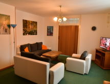 Große und moderne Ferienwohnung im Erdgeschoss