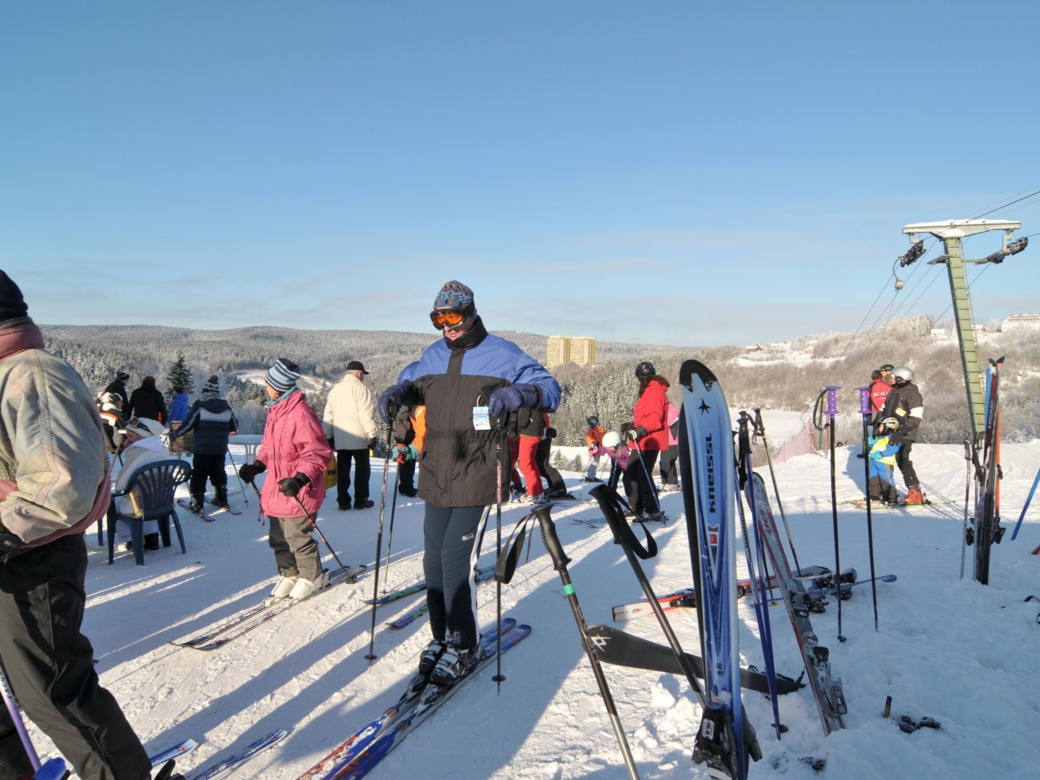 Mit herrlicher Aussicht in die Berge-Drinnen