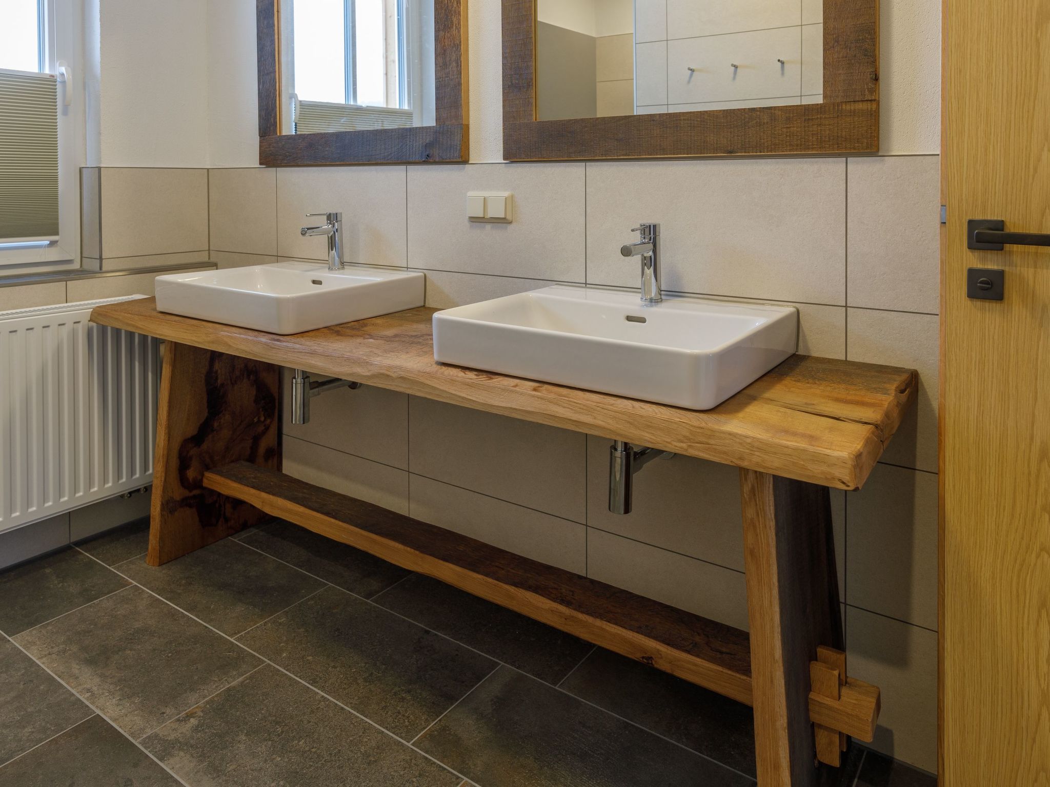 Bergwiesenalm-Drinnen