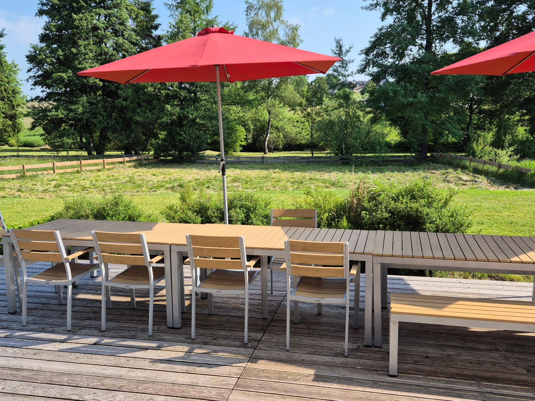 Bergwiesenalm-Drinnen